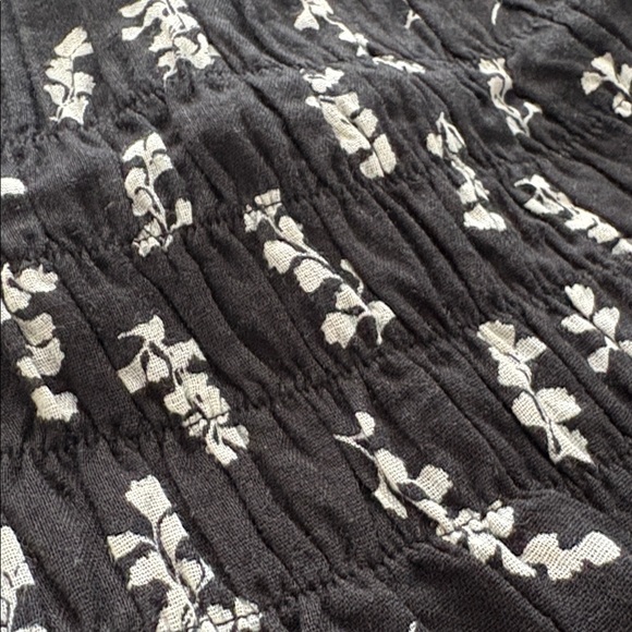 MELROSE and MARKET puff sleeve top - Picture 8 of 9